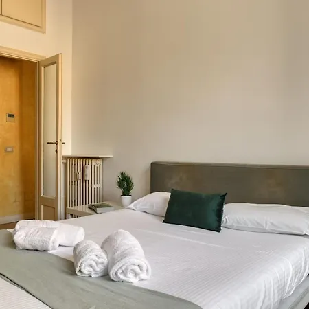 Joivy Warm & Airy Flat Near The Centre Milan