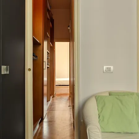 Διαμέρισμα Joivy Warm & Airy Flat Near The Centre Μιλάνο
